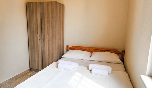 Basic Room, Garden View