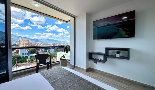 Deluxe Studio, 1 Bedroom, Balcony, City View