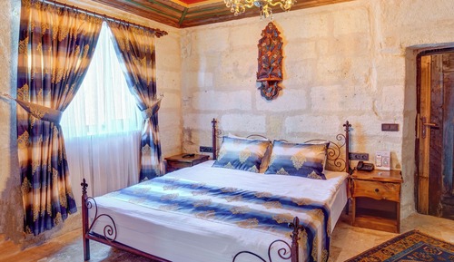 Deluxe Suite, 1 Bedroom, Fireplace, Valley View