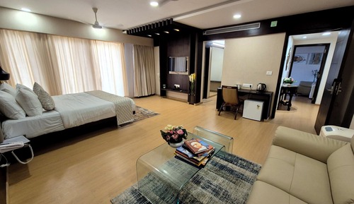 Executive Queen Room