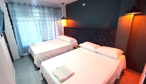 Basic Triple Room, City View