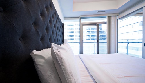 Basic Apartment, City View