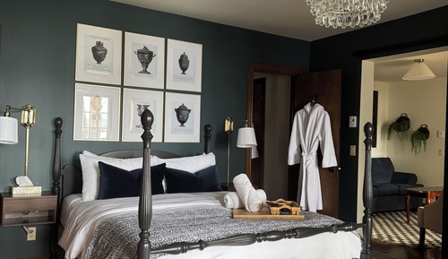 Deluxe Suite, 1 Bedroom, Balcony, Lake View