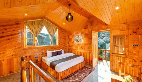 Family Room, Balcony, Mountain View