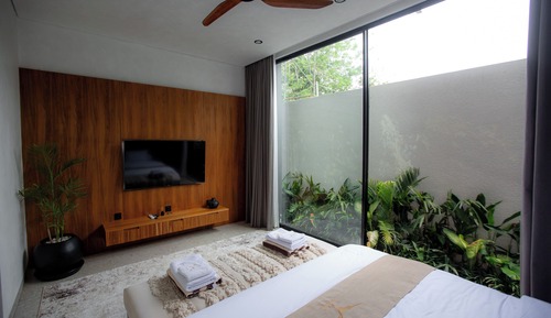 Comfort Apartment, Pool View