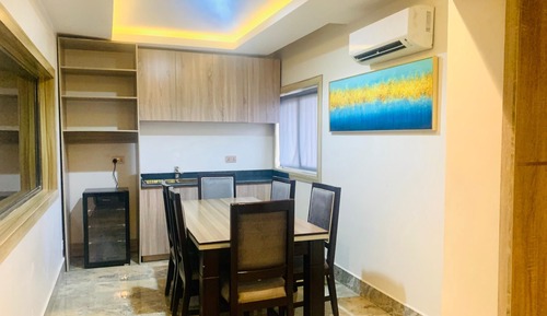 Grand Apartment, City View