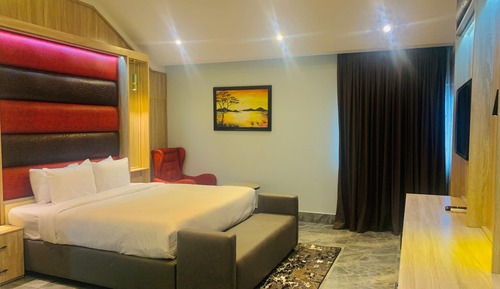 Exclusive Suite, City View