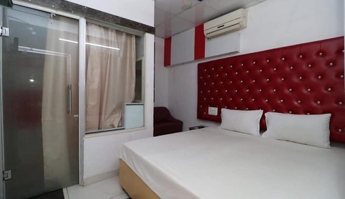 Suite, Balcony, City View