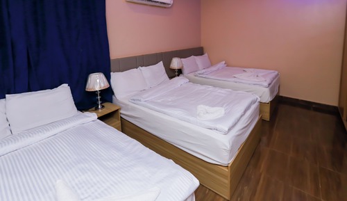 Deluxe Triple Room