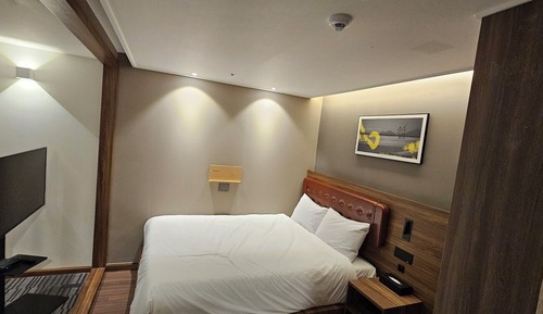 Comfort Double Room, Balcony, Partial Sea View