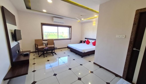 Deluxe Room, Garden View