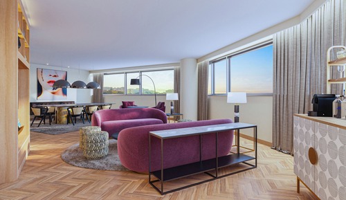 Room (Ultimate ME | 2+2)