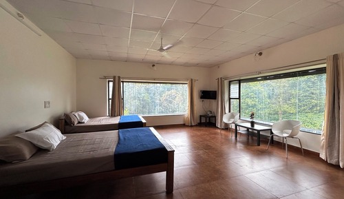 Luxury Quadruple Room