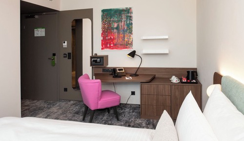 Superior Single Room, Mountain View