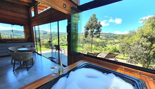 Honeymoon Cabin, Jetted Tub, Mountain View