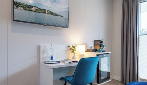 Family Twin Room, Balcony, Partial Sea View