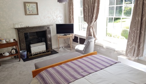Deluxe Double Room, Ensuite, Garden View (Garden View Room)
