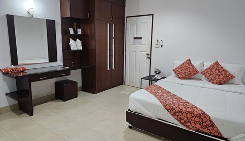 Standard Double Room, 1 Queen Bed