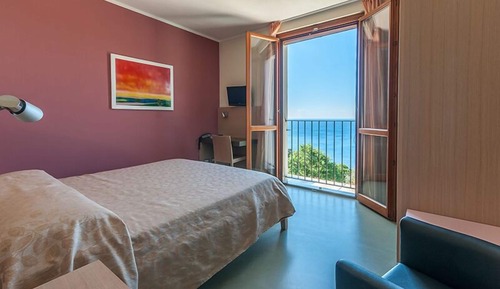 Classic Quadruple Room