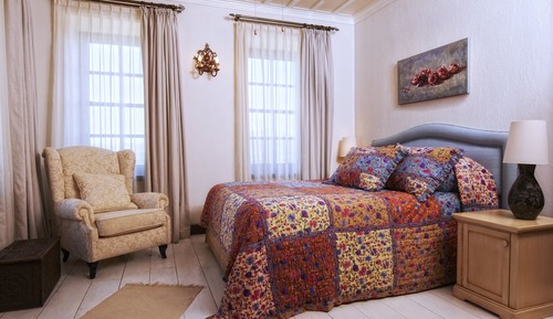 Mansion, Vineyard View