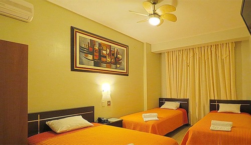 Triple Room