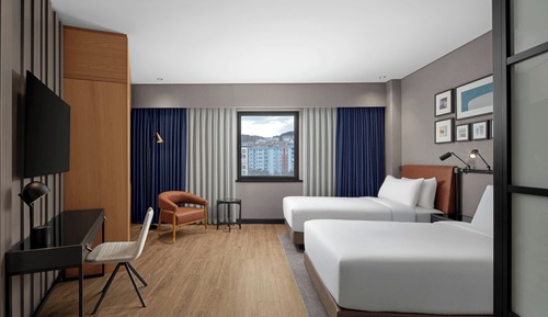 Family Room, 1 King Bed, Non Smoking