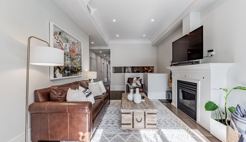 Luxury Apartment, City View