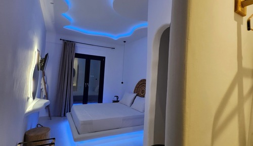 Romantic Suite, Balcony