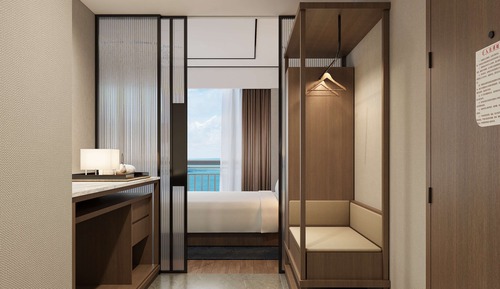 Basic Room, 1 King Bed