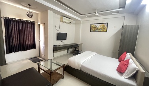 Deluxe Double Room, City View