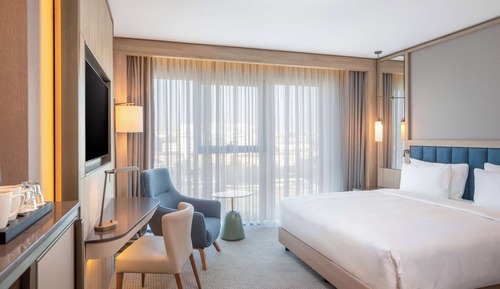 Superior Room, City View