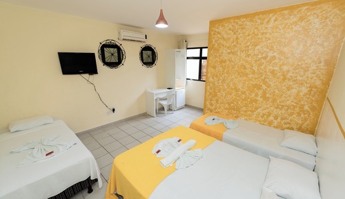 Quadruple Room, Non Smoking, Private Bathroom