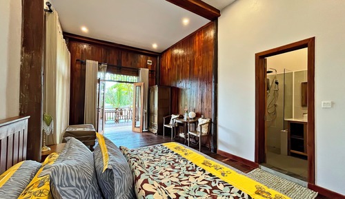 Country-Side Private Pool Villa