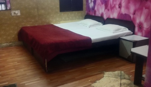 Basic Double or Twin Room, Courtyard View