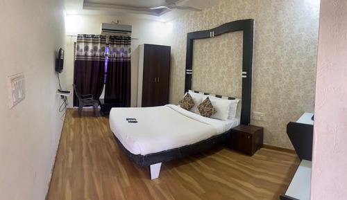 Deluxe Double Room, Garden View