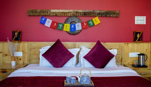 Deluxe Apartment, City View