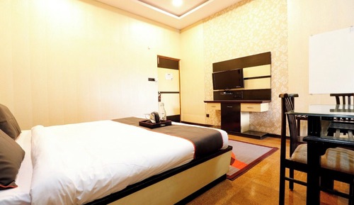 Deluxe Double Room, City View