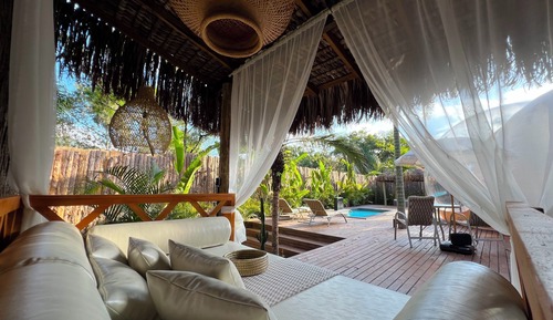 Premium Suite, Pool View