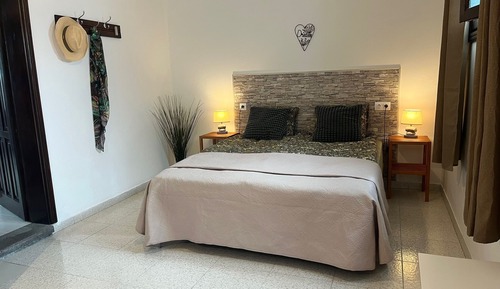 Standard Apartment, Patio, Mountain View