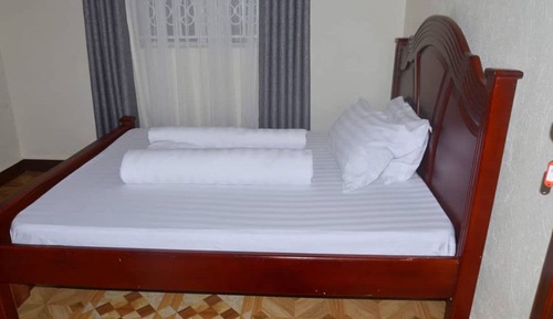 Classic Single Room, Balcony, Lake View