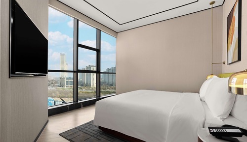 Deluxe Suite, 1 King Bed