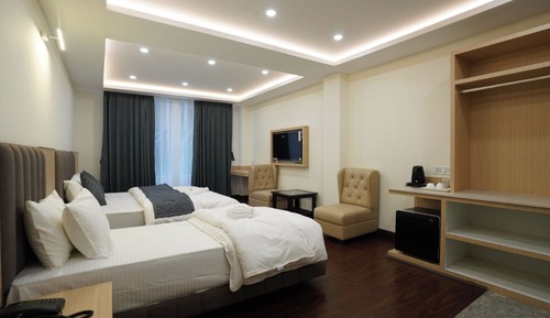 Luxury Room, Balcony, Mountain View