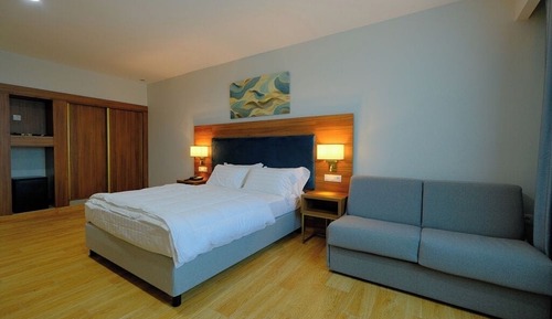 Family Quadruple Room, City View