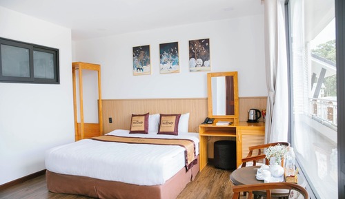 Deluxe Double Room, City View