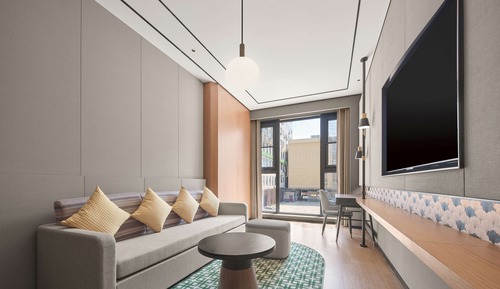 Deluxe Suite, 1 King Bed