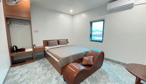 Double Room, Mountain View