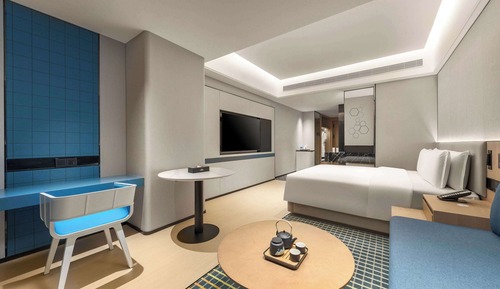 Superior Room, 1 King Bed, Smoking