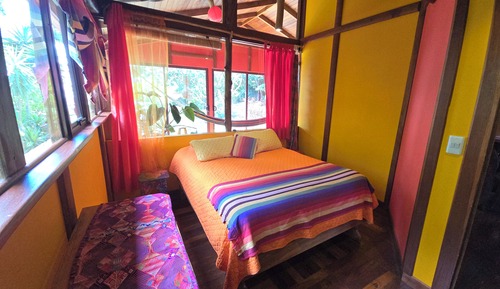 Family Cabin, 2 Bedrooms, 2 Bathrooms, Mountain View