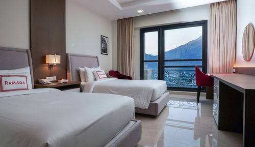 Deluxe Room, 2 Twin Beds