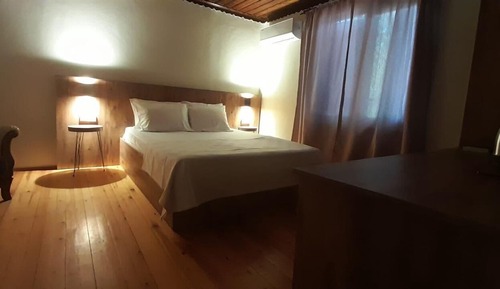 Comfort Suite, Garden View